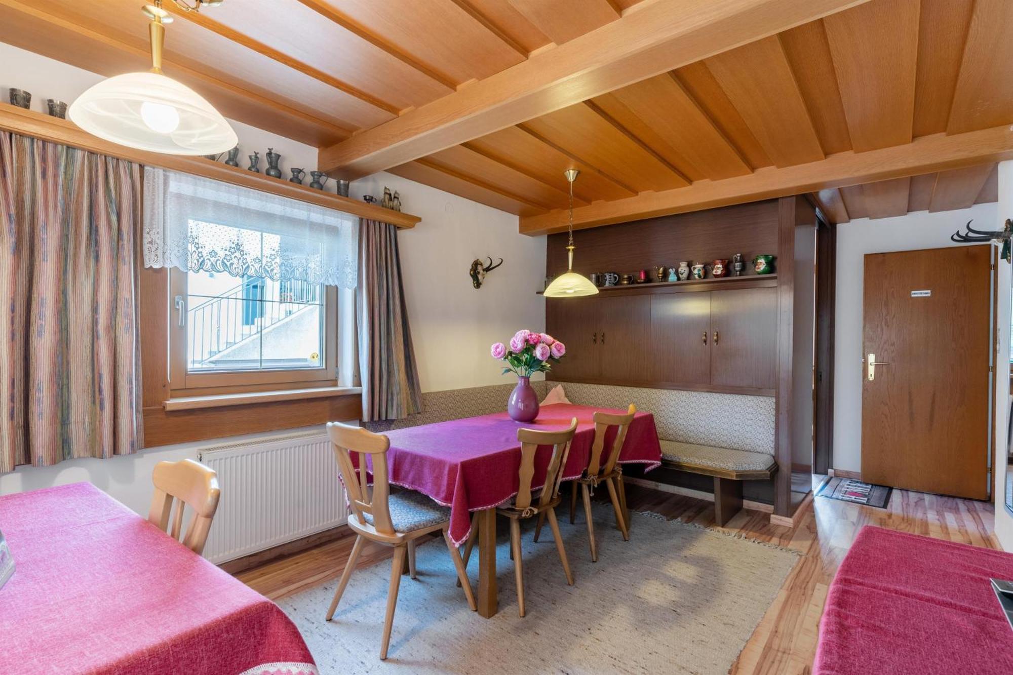 Апартаменти Haus Anemone Зефельд-ін-Тіроль Номер фото